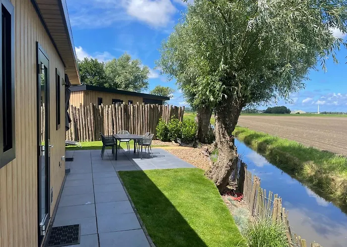 Vogelvrij, Vakantie Woning Met Landelijk Uitzicht En Geheel Omheinde Tuin