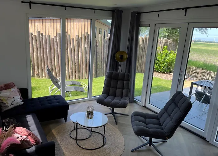 Vogelvrij, Vakantie Woning Met Landelijk Uitzicht En Geheel Omheinde Tuin